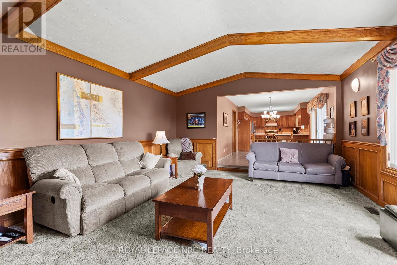 14 TUPPER DRIVE - 21