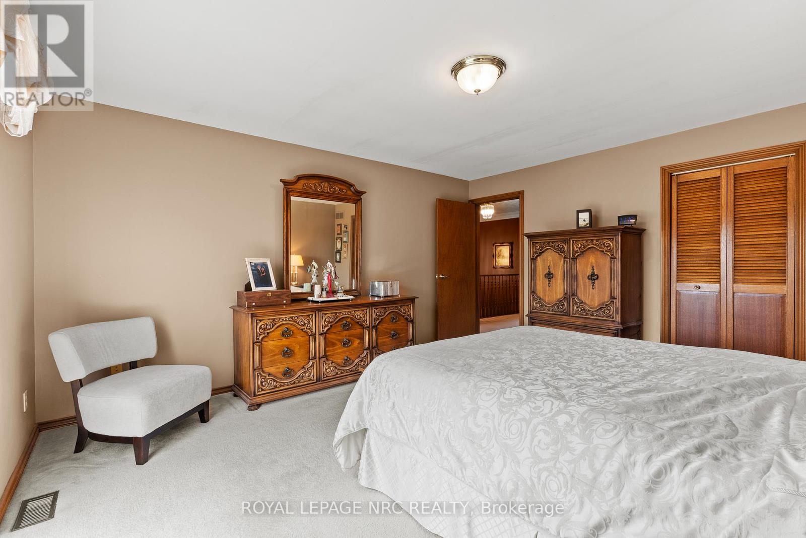 14 TUPPER DRIVE - 23