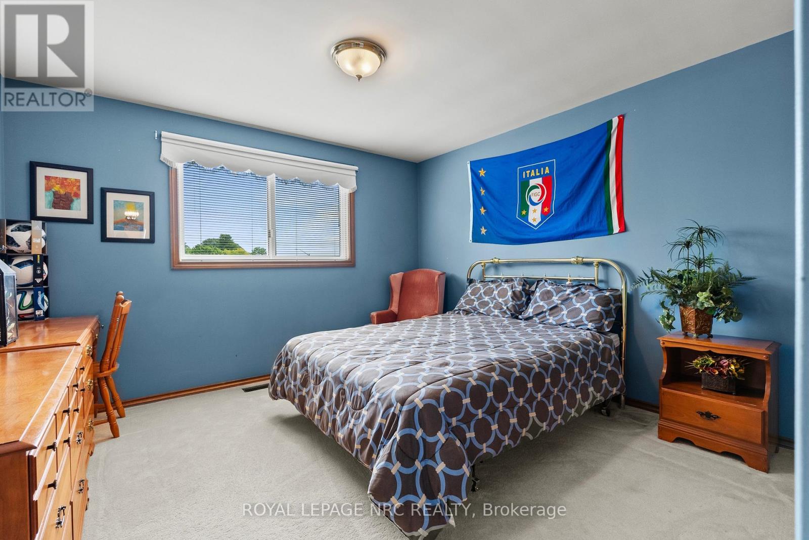 14 TUPPER DRIVE - 24