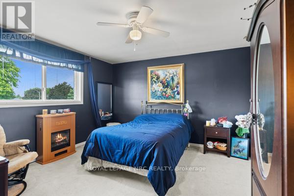 14 TUPPER DRIVE - 25
