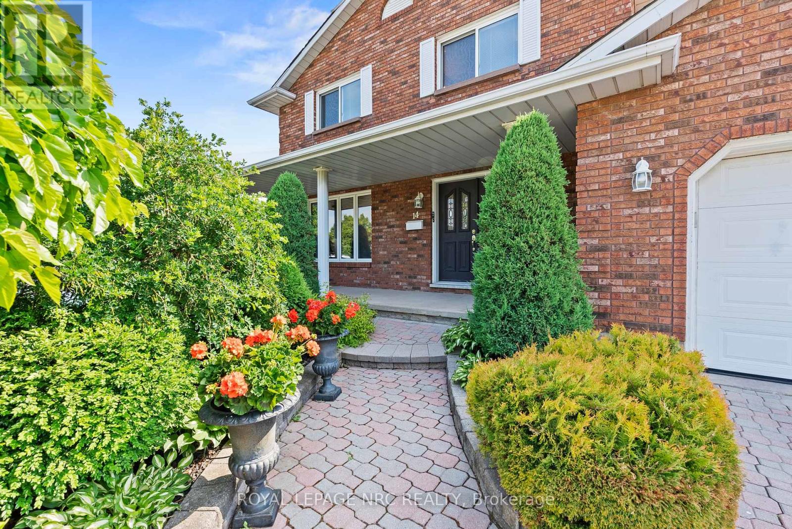 14 TUPPER DRIVE - 32