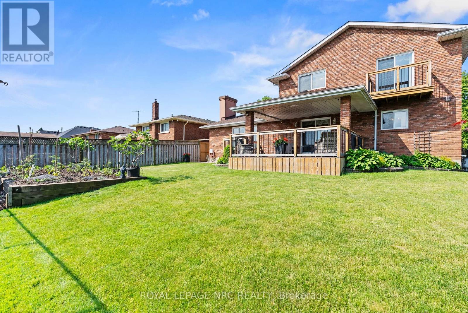 14 TUPPER DRIVE - 38