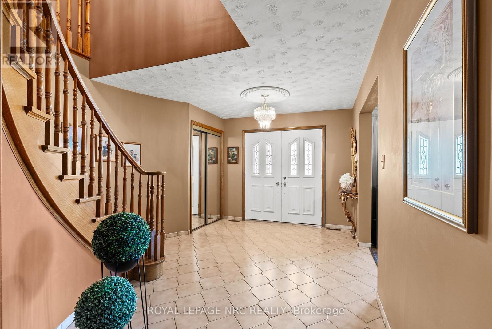 14 TUPPER DRIVE - 7