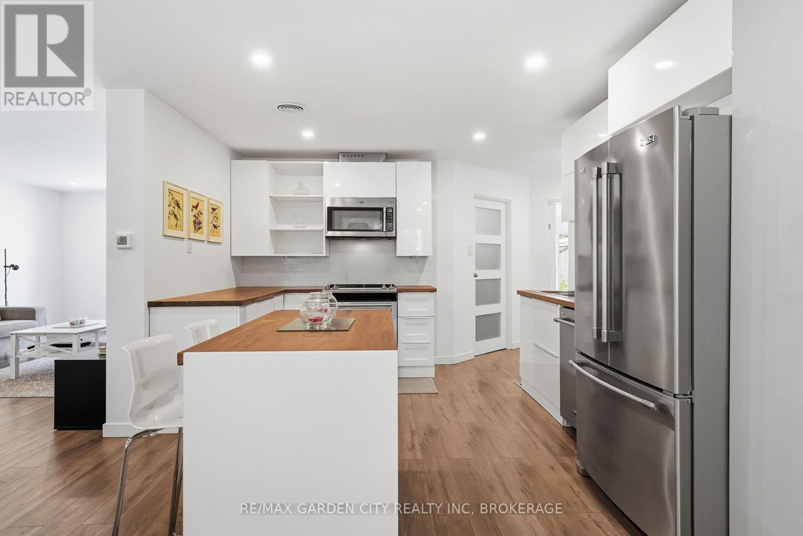 50 BEAMER AVENUE - 11