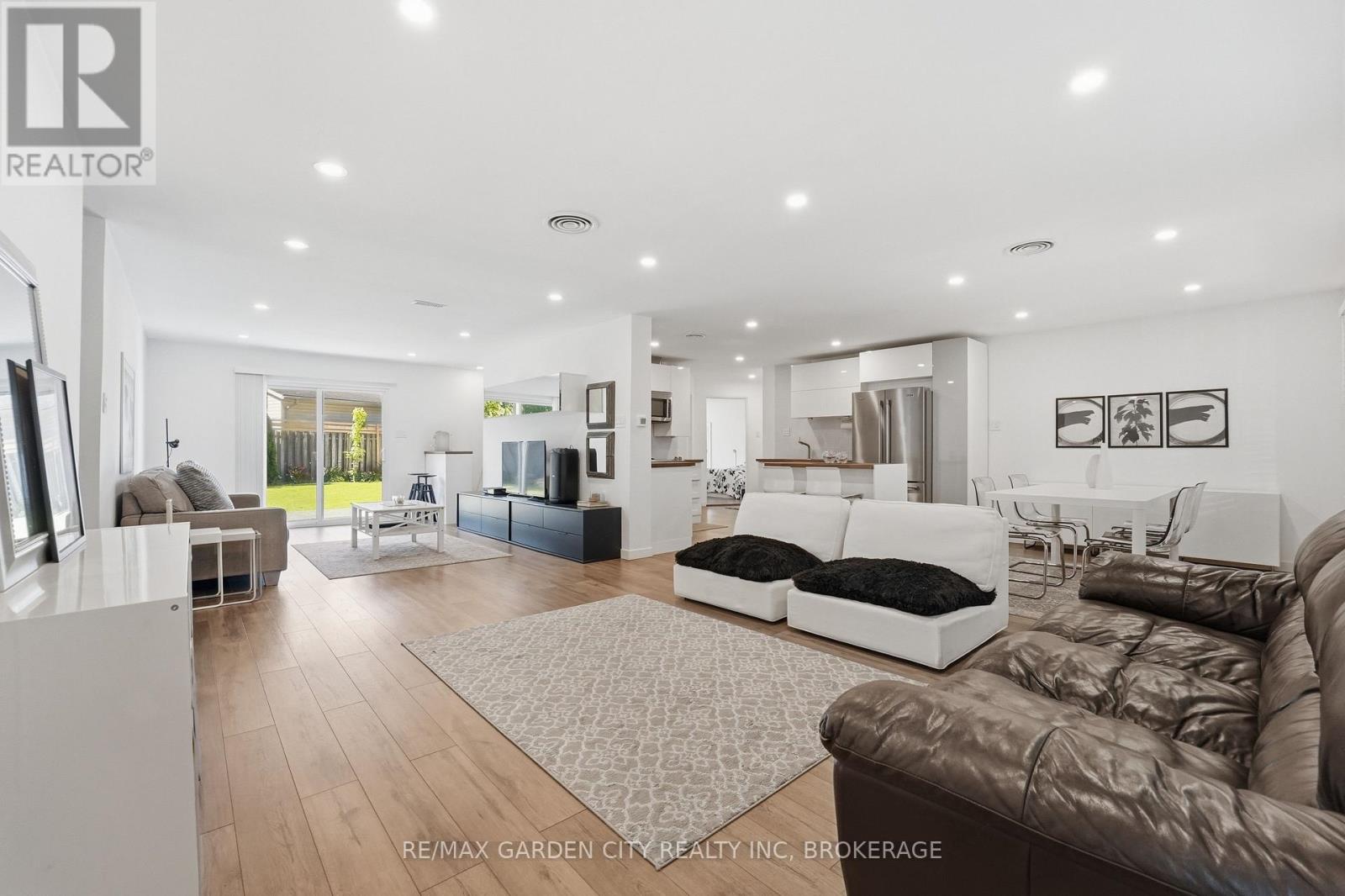 50 BEAMER AVENUE - 4