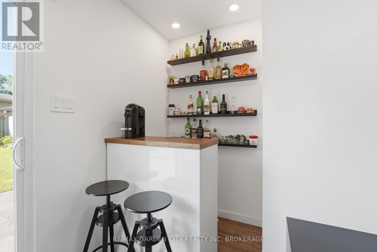 50 BEAMER AVENUE - 8