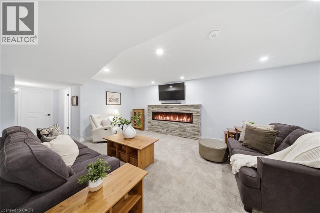 3-bedroom home for sale at 29 SCHUYLER Street Unit# 51, Paris ON · photo 29 of 50