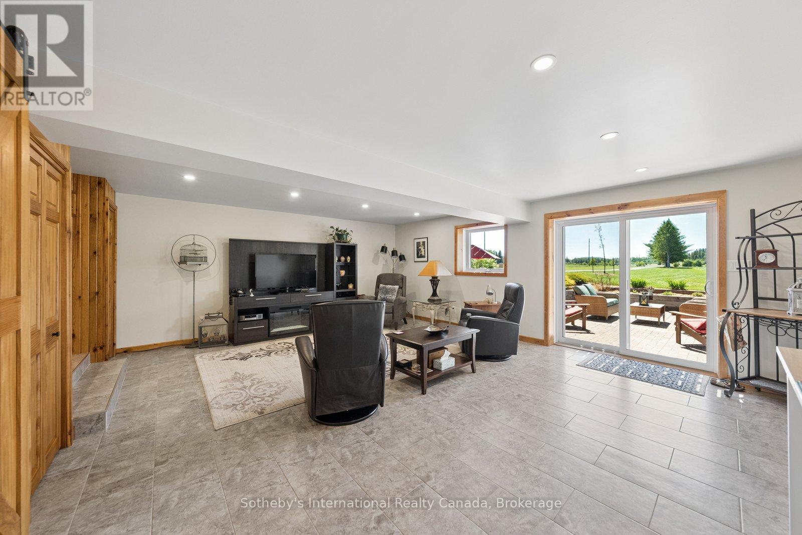 362 MCGARRY ROAD - 22
