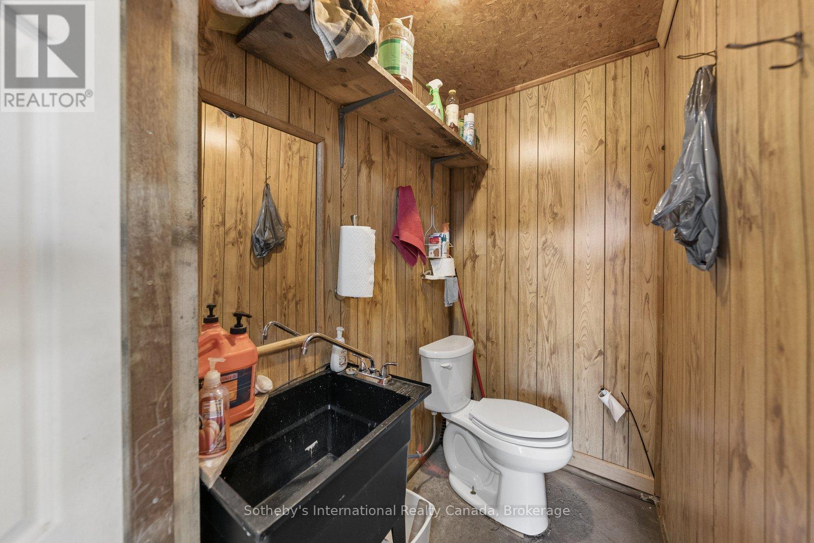362 MCGARRY ROAD - 32