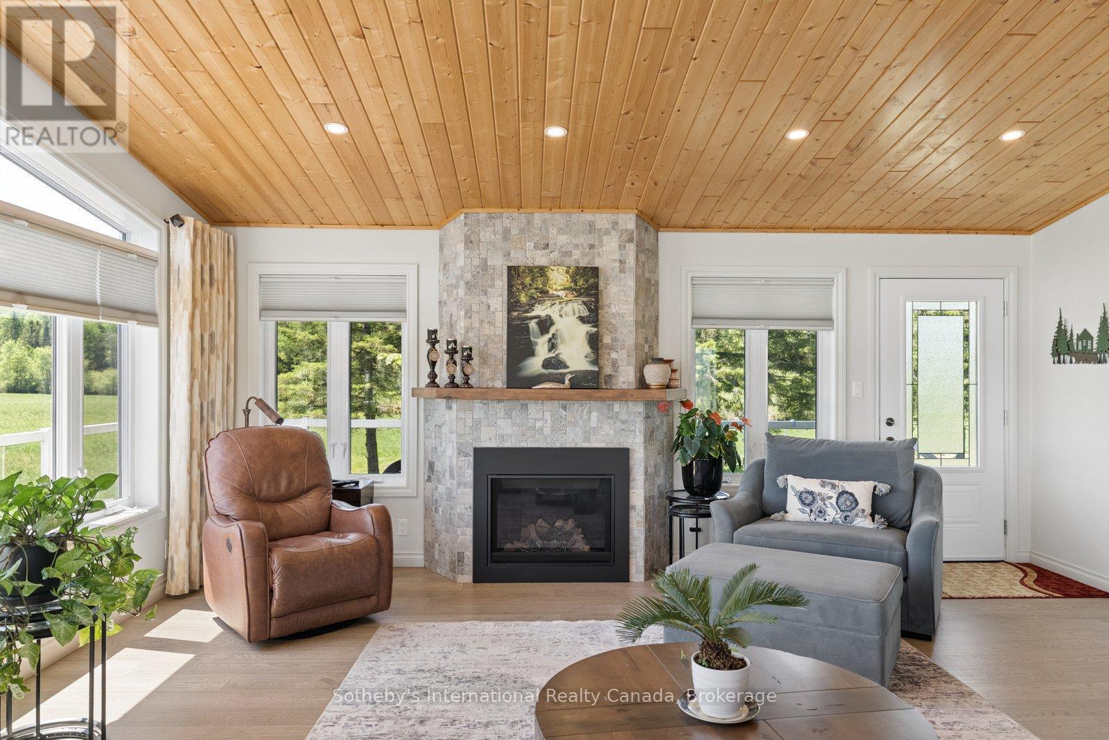 362 MCGARRY ROAD - 7