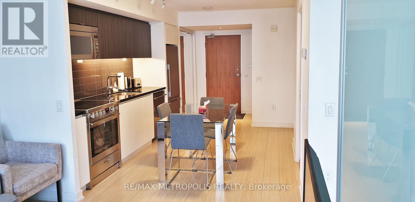 #516 85 QUEENS WHARF ROAD - 3