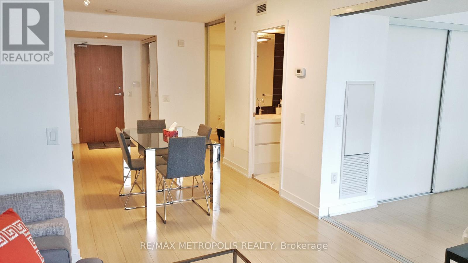 #516 85 QUEENS WHARF ROAD - 5
