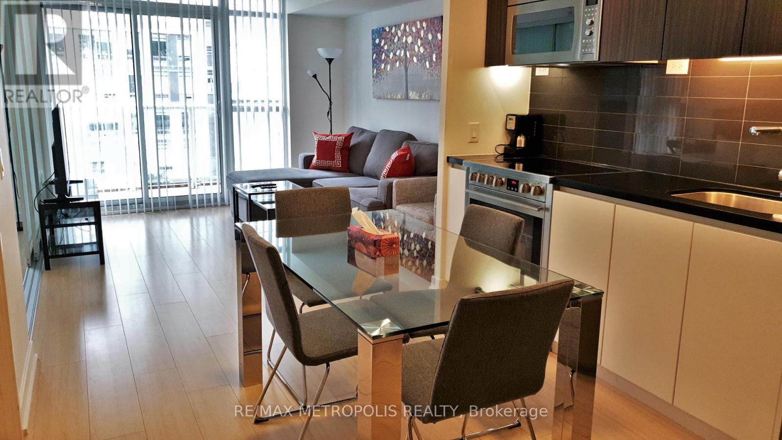 #516 85 QUEENS WHARF ROAD - 6