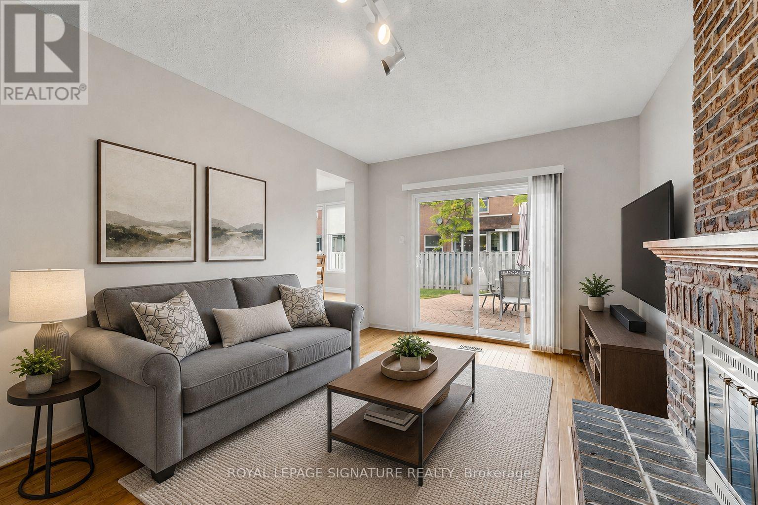 Virtually staged- Fam room
