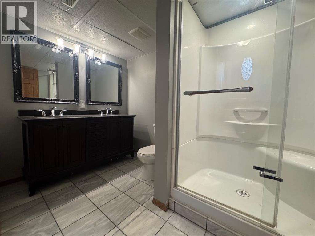 6013 63A Street — photo 19