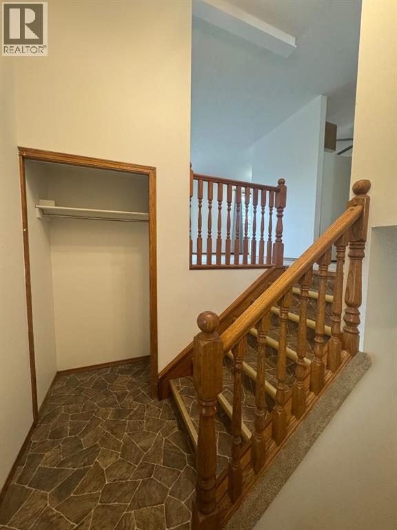 6013 63A Street — photo 7