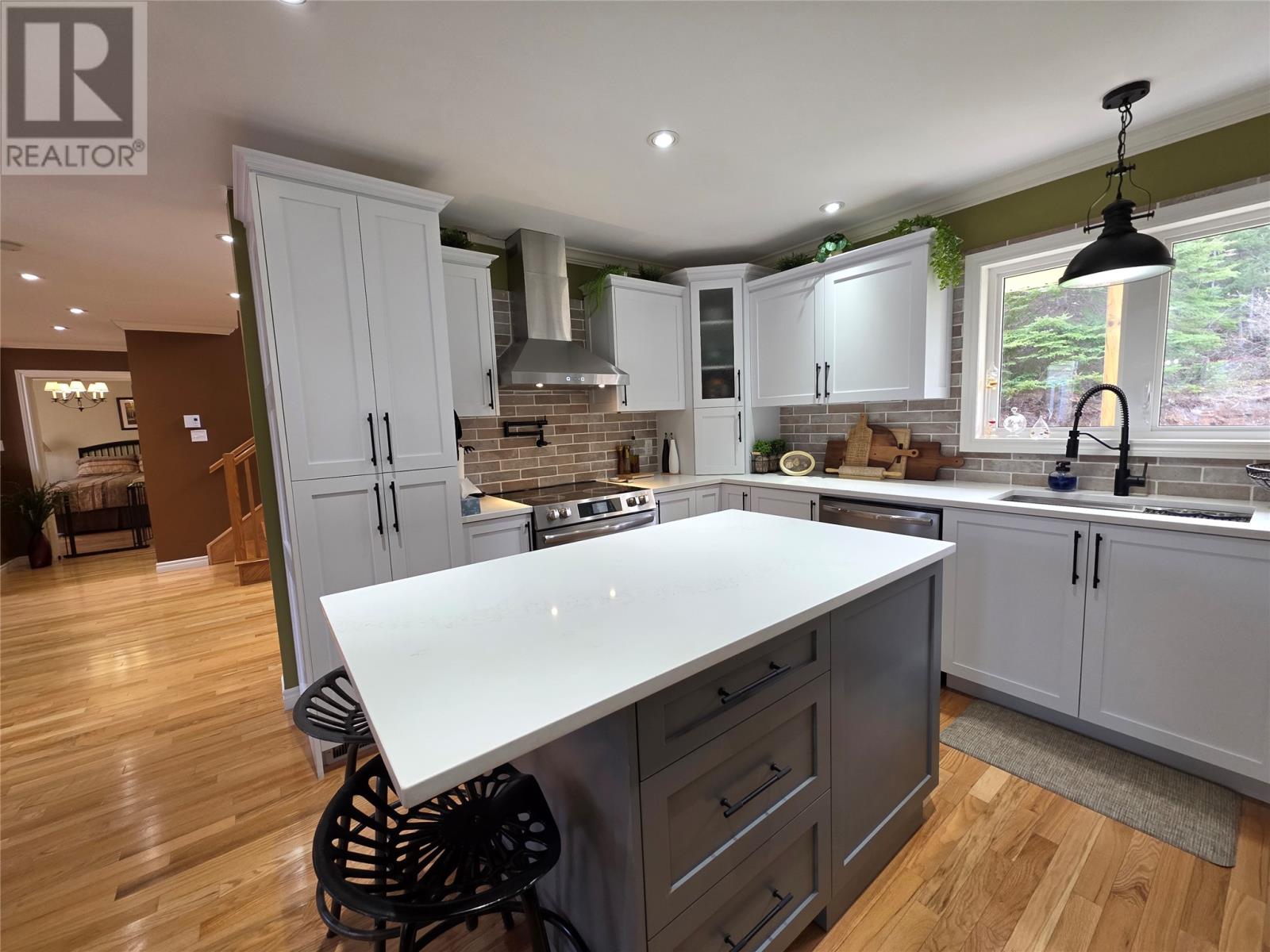 4 Brook Close - 14