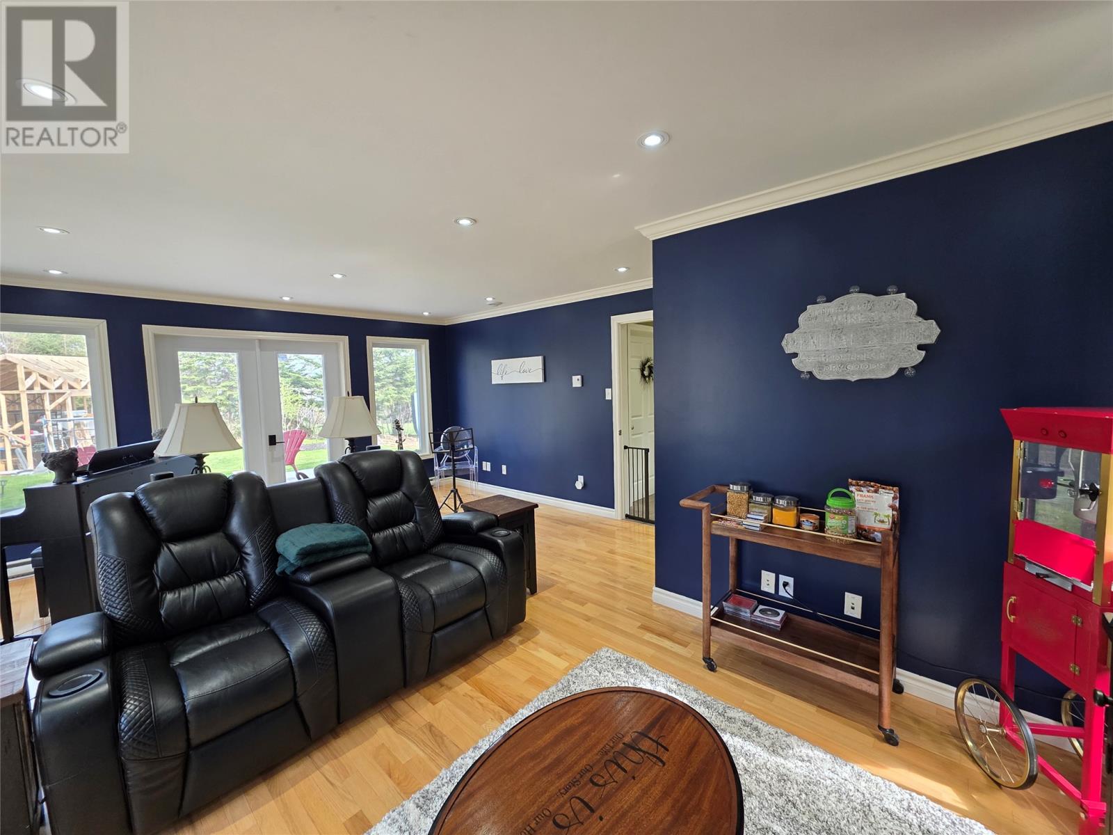 4 Brook Close - 16