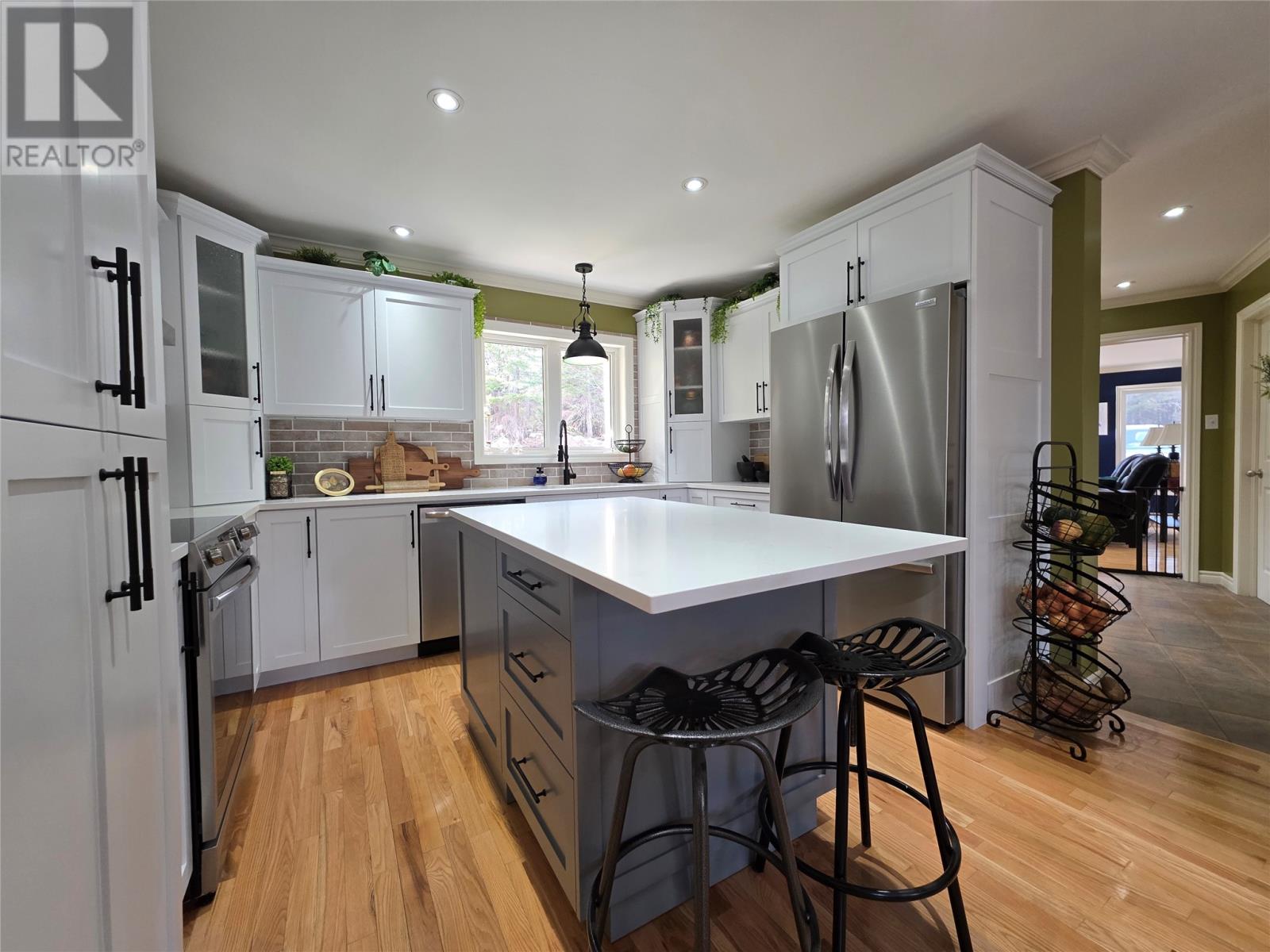 4 Brook Close - 23