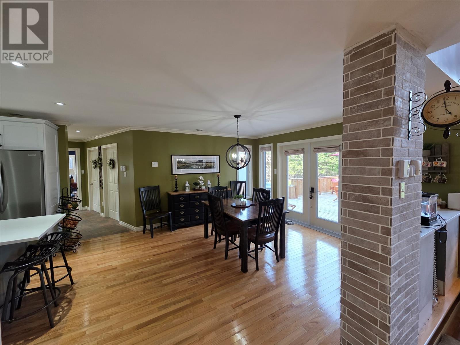 4 Brook Close - 26