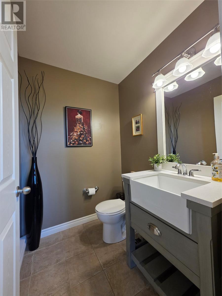 4 Brook Close - 36