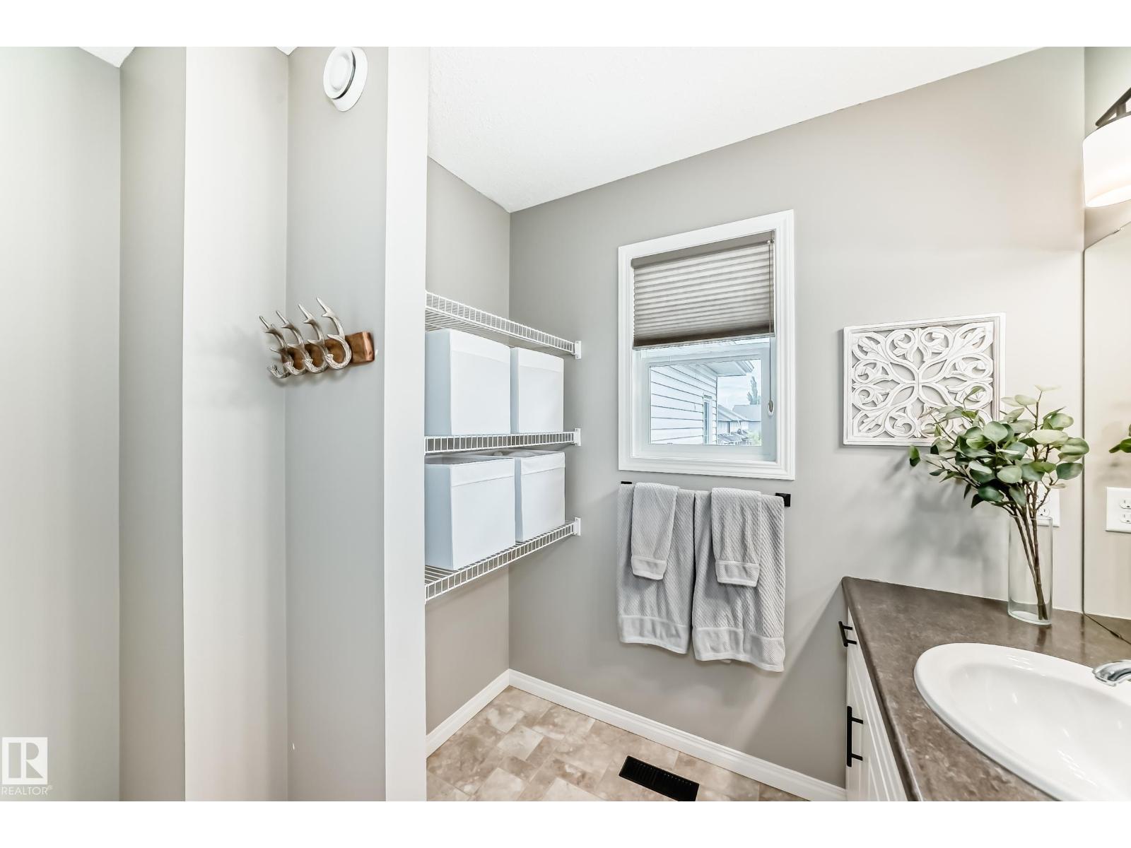 732 172 ST SW — photo 39