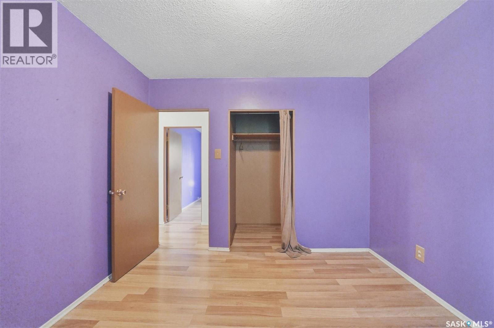 1305 W AVENUE N - 17