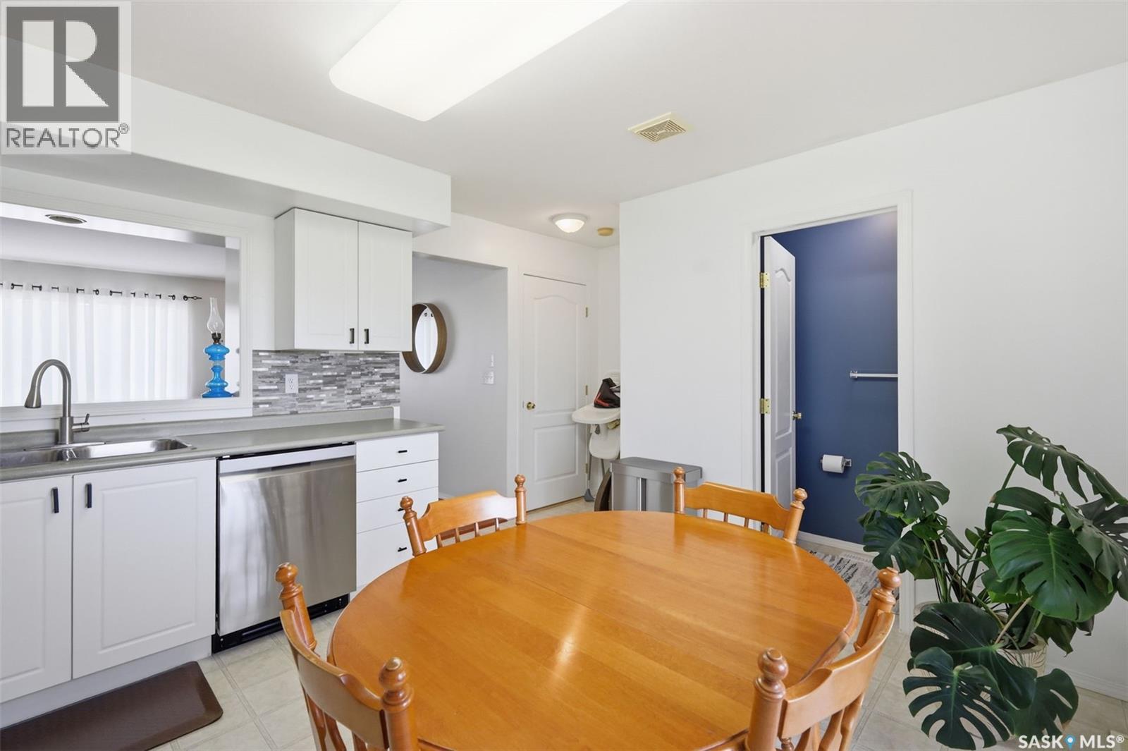 135 670 Kenderdine ROAD — photo 13