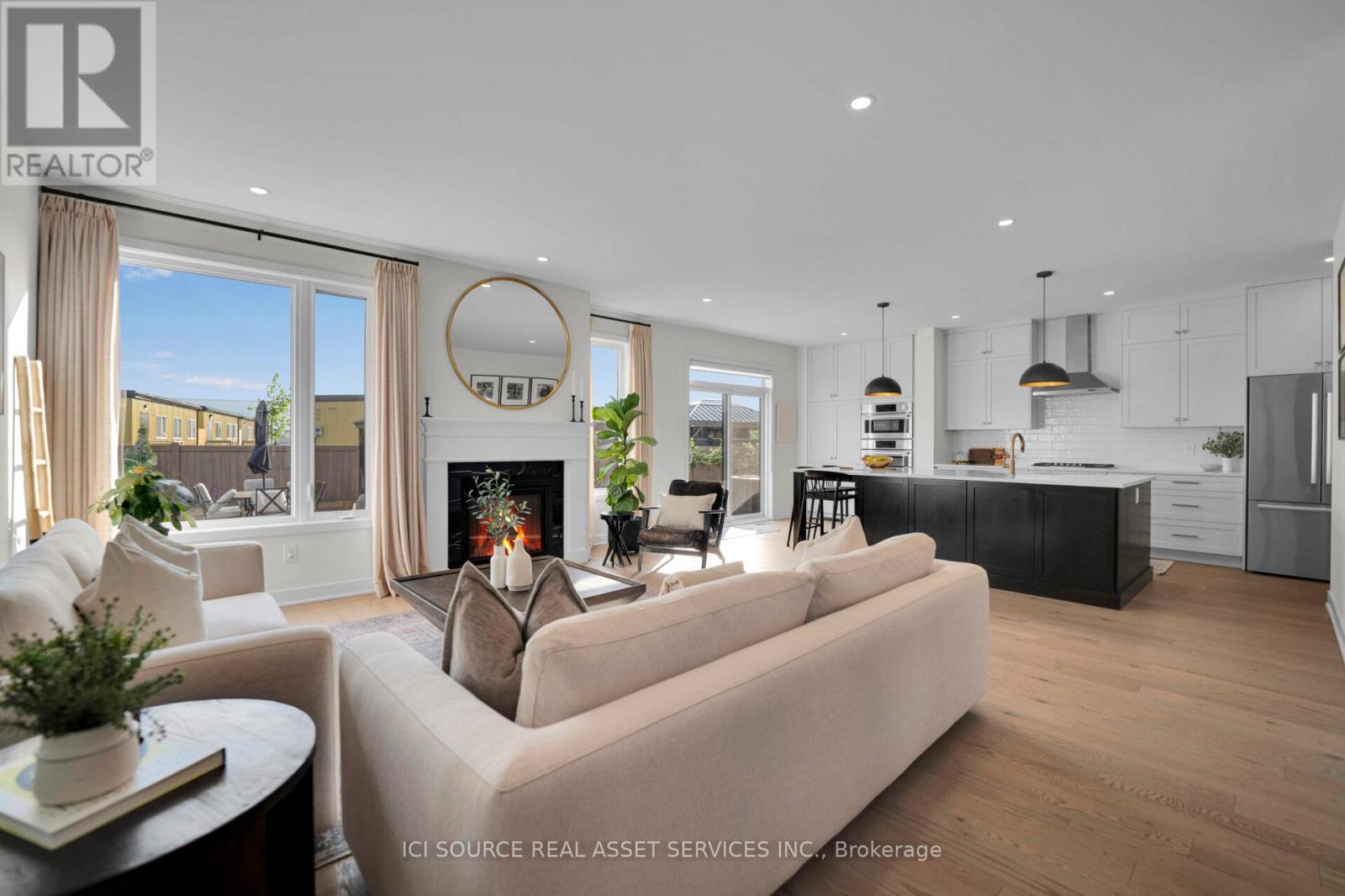 342 FINIAL WAY - 22