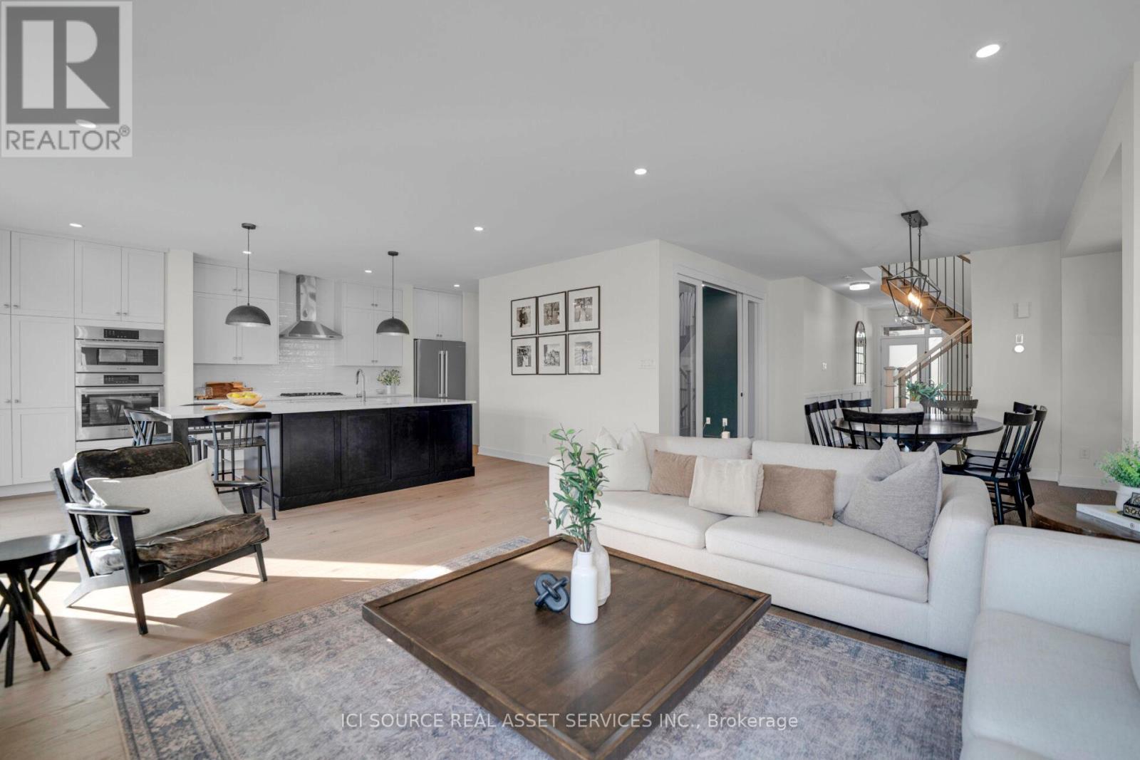 342 FINIAL WAY - 23