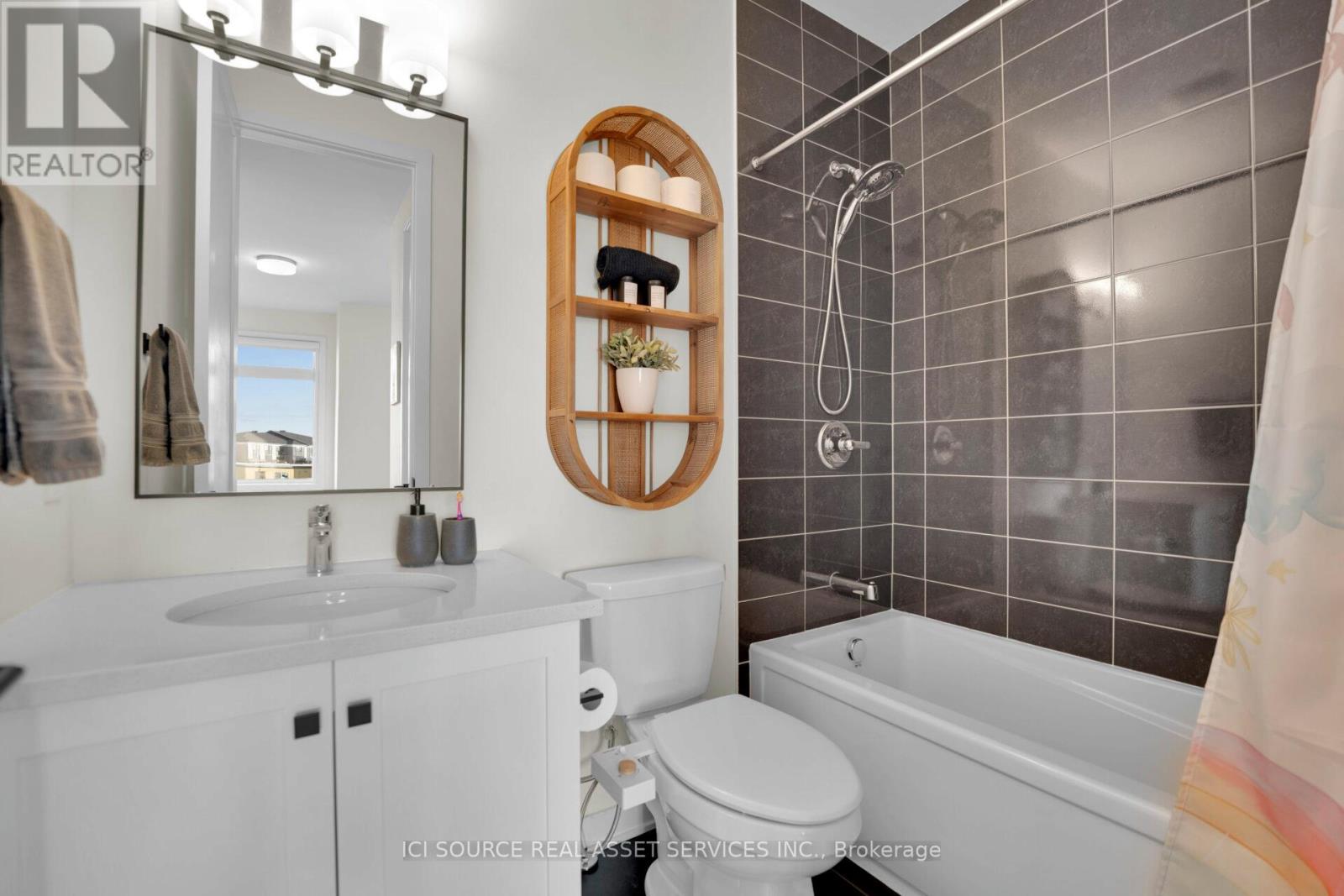 342 FINIAL WAY - 30