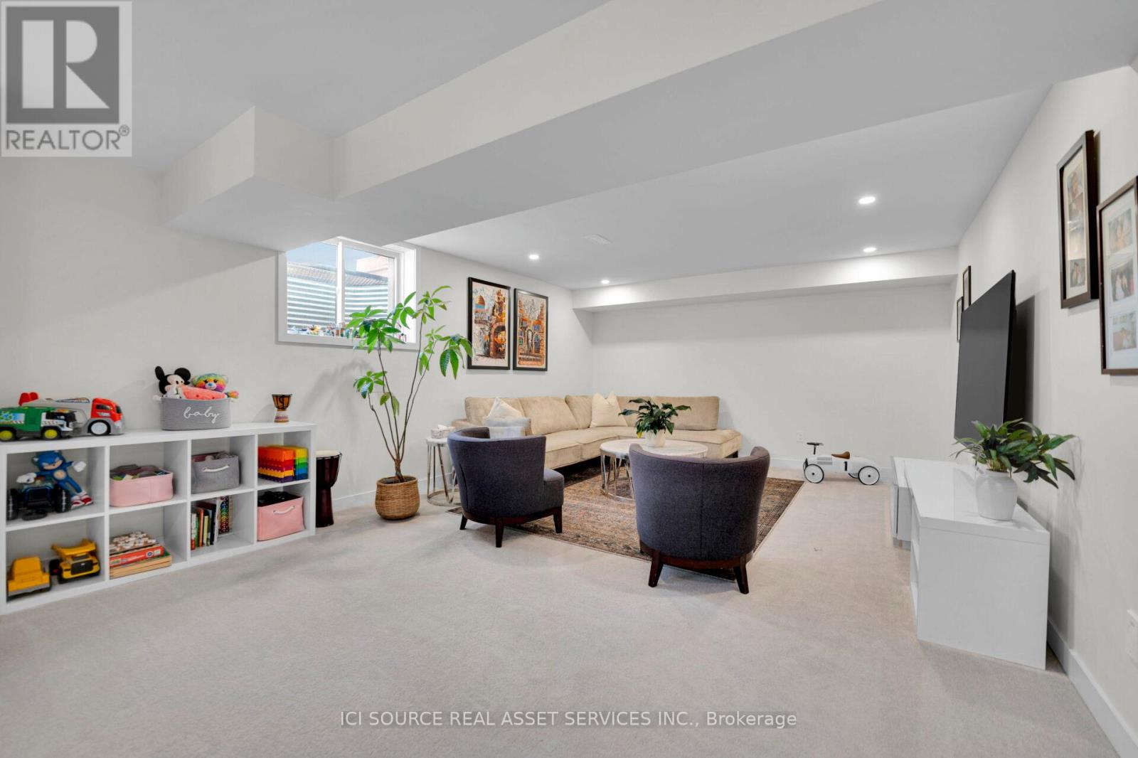 342 FINIAL WAY - 39