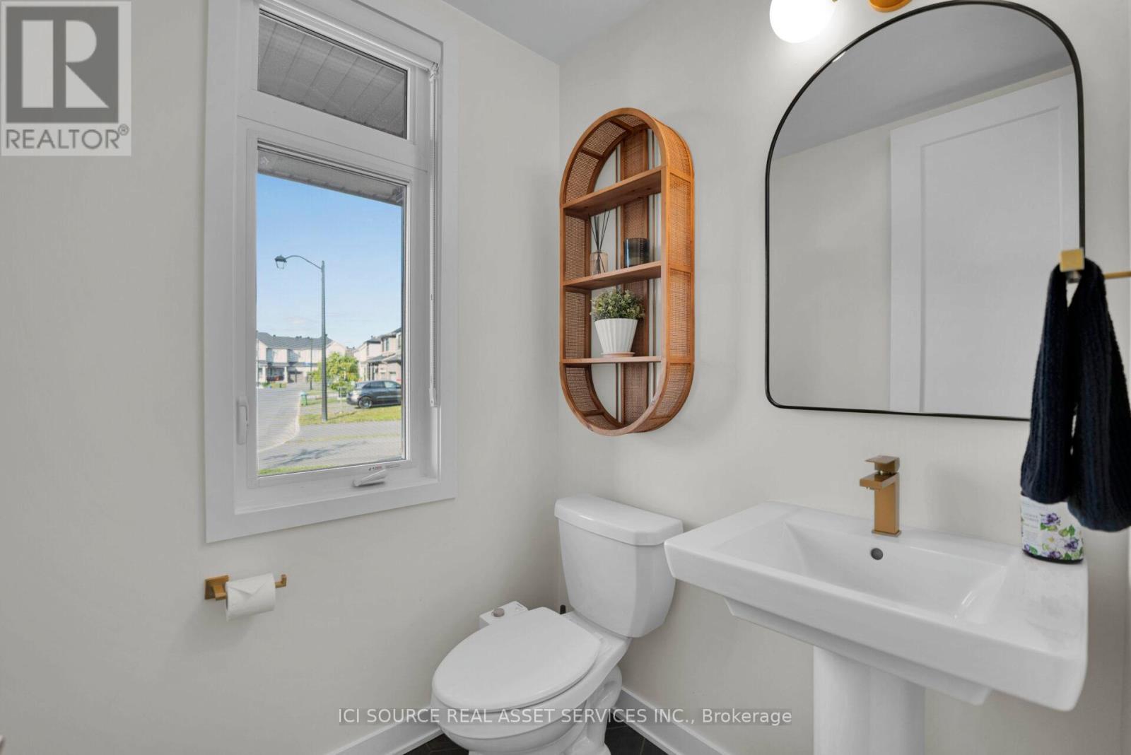 342 FINIAL WAY - 8