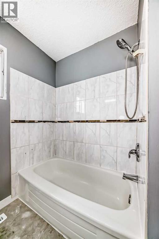 232 Marlborough Way NE — photo 12