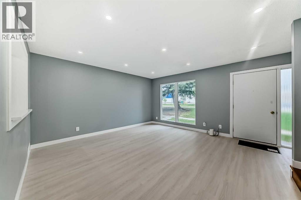 232 Marlborough Way NE - photo 5