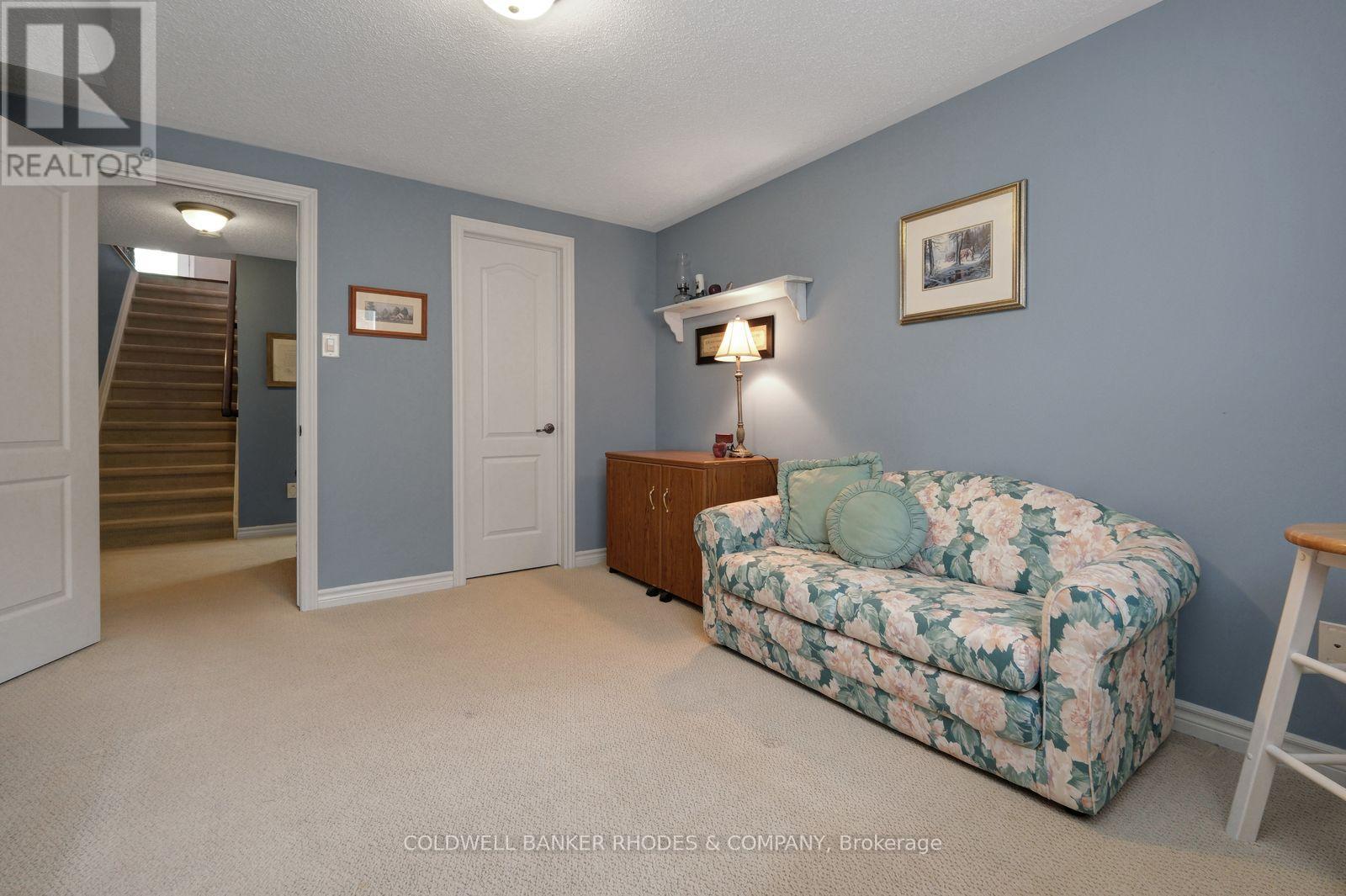2 Bed, 3 Bath House for Sale in Ottawa – 202 BULRUSH CRESCENT, Ottawa – MLS# X13429984 - Image 31