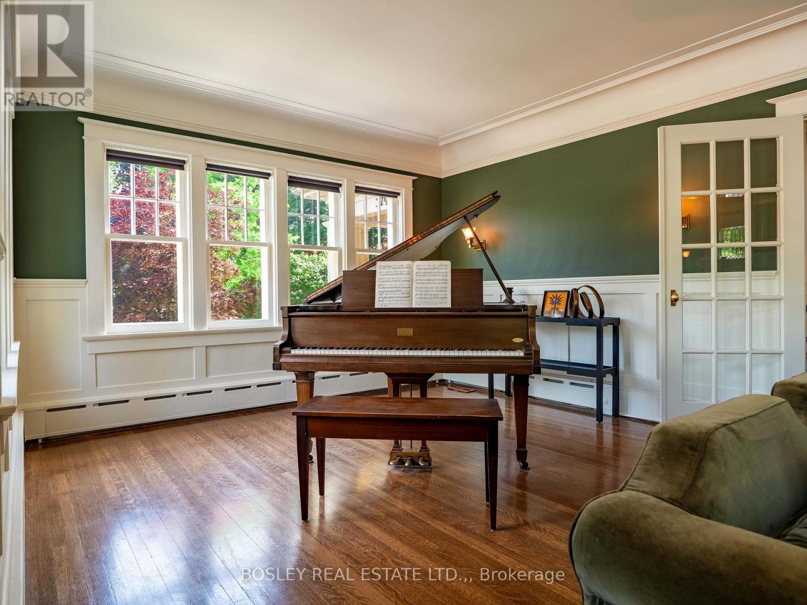 3792 MAIN STREET - 10