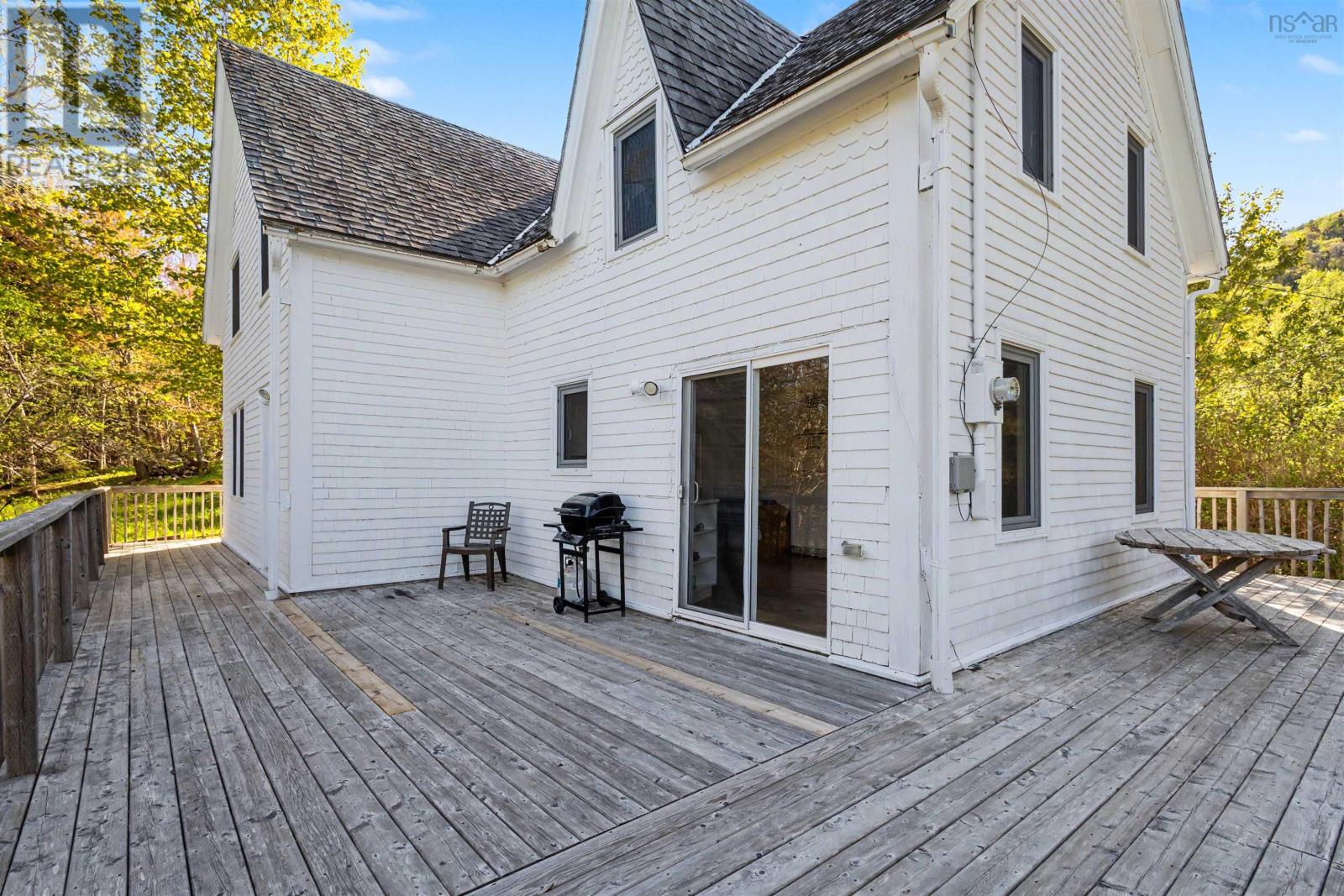 Property 29 of 46 of 208 Jersey Cove Road
