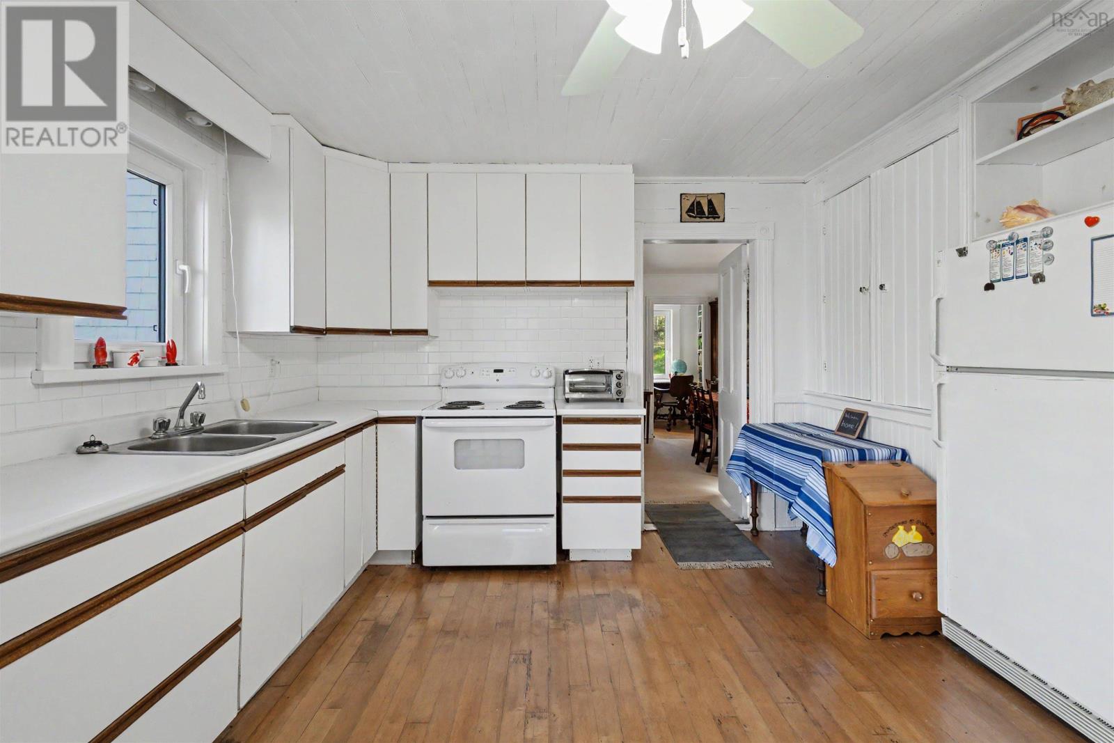 Property 8 of 46 of 208 Jersey Cove Road