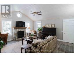 719 York Avenue N, South Bruce Peninsula, ON N0H2G0 Photo 11