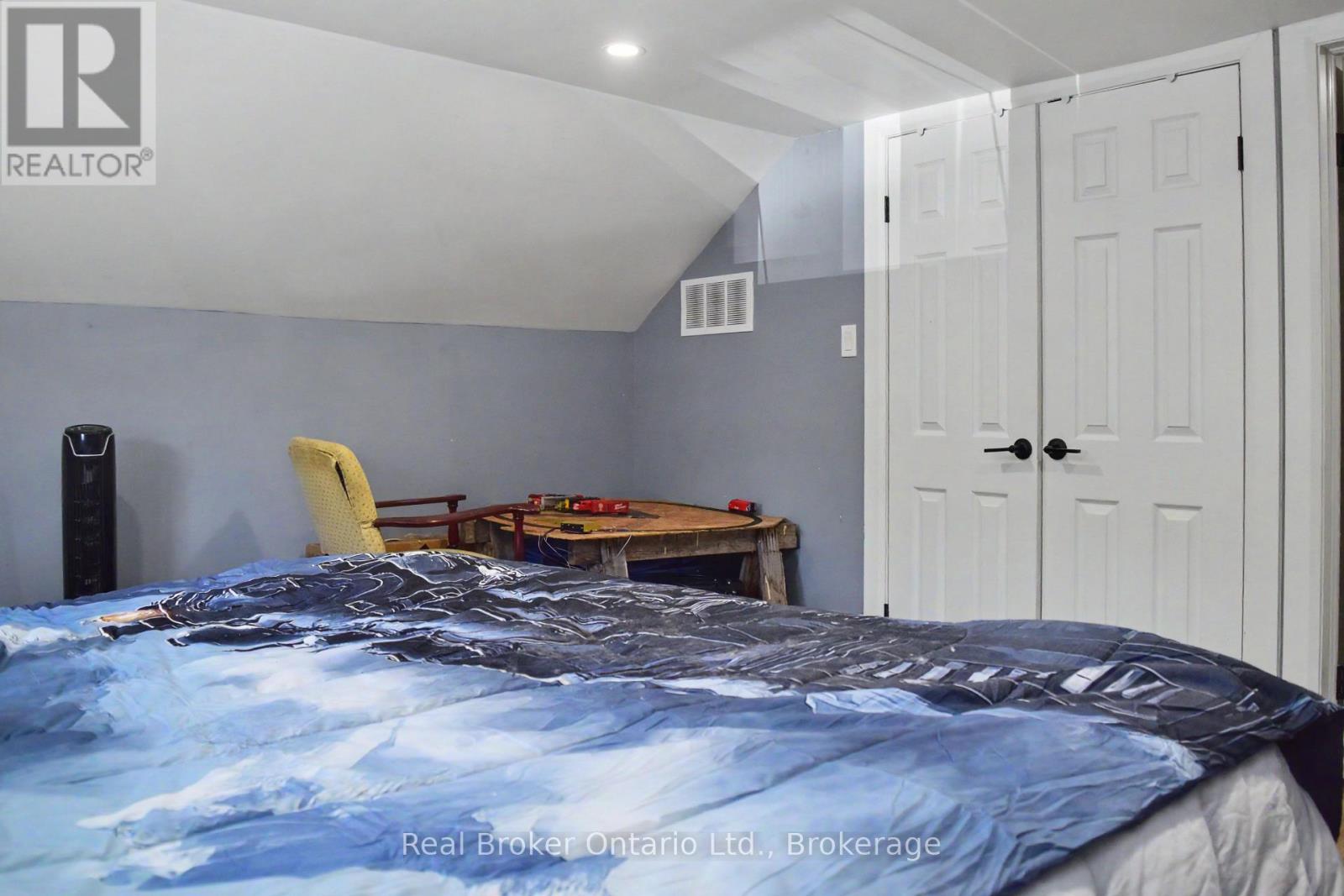 523 MILL STREET - 21
