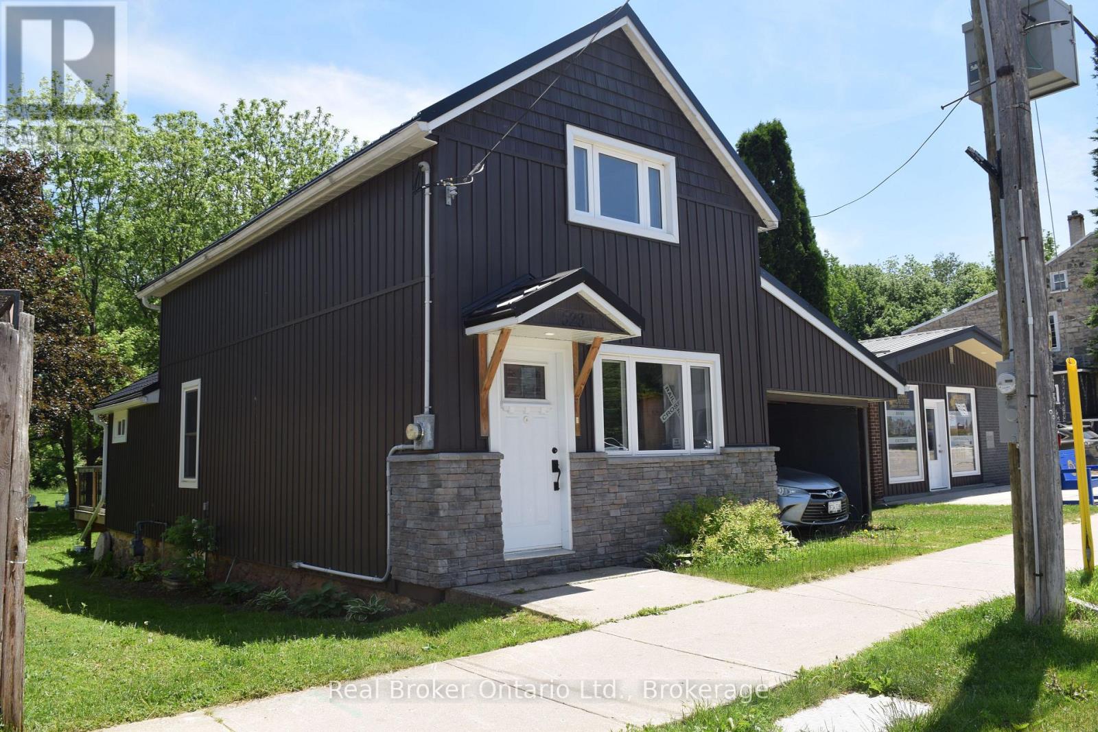 523 MILL STREET - 27