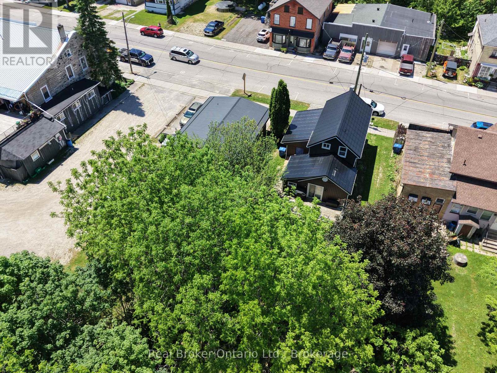 523 MILL STREET - 4