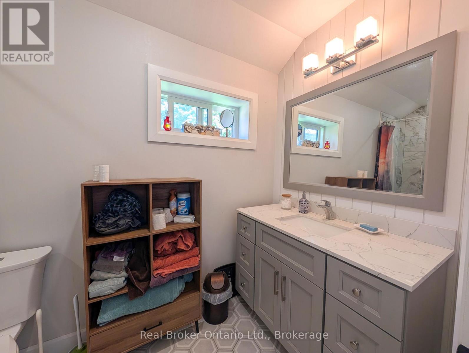 523 MILL STREET - 42