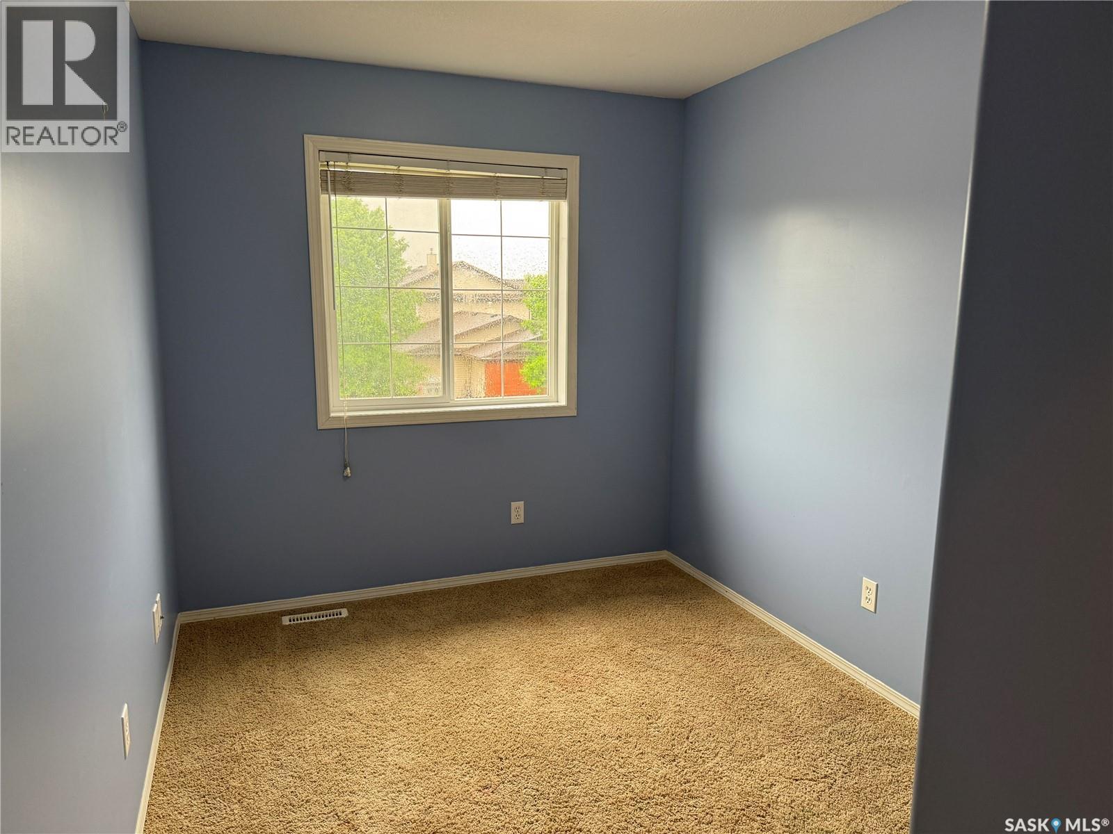 122 Keedwell STREET — photo 17