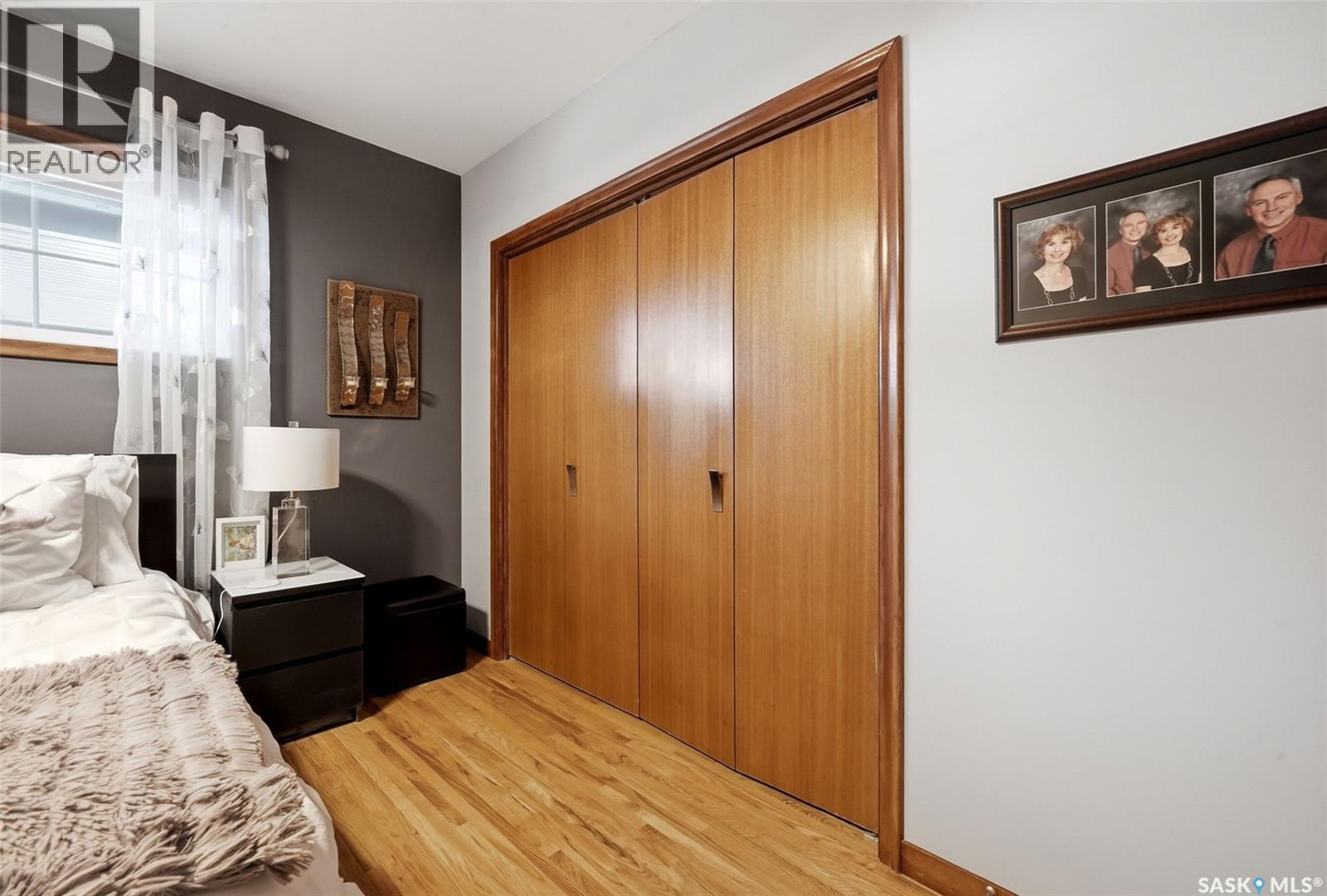 2738 Cameron STREET — photo 19