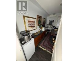Main Floor - 2241 Queen Street E, Toronto, ON M4E1G1 Photo 13