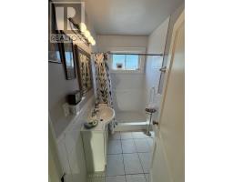 Main Floor - 2241 Queen Street E, Toronto, ON M4E1G1 Photo 16
