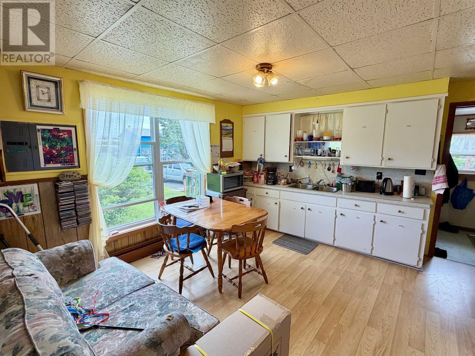44 Riverside Drive - 11