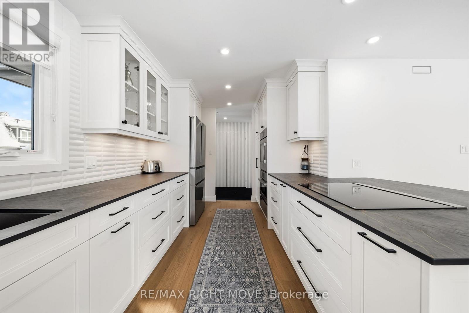 #205 585 ATHERLEY ROAD - 4